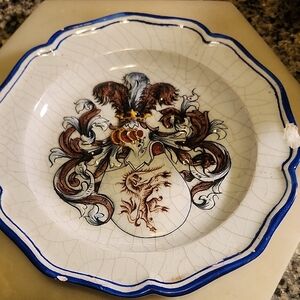 Bassano Italian Plate Coat Of Arms Decorative Plate
